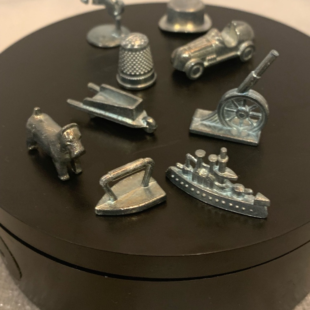 monopoly game pieces includes 9 pcs set vintage - Picture 2 of 2